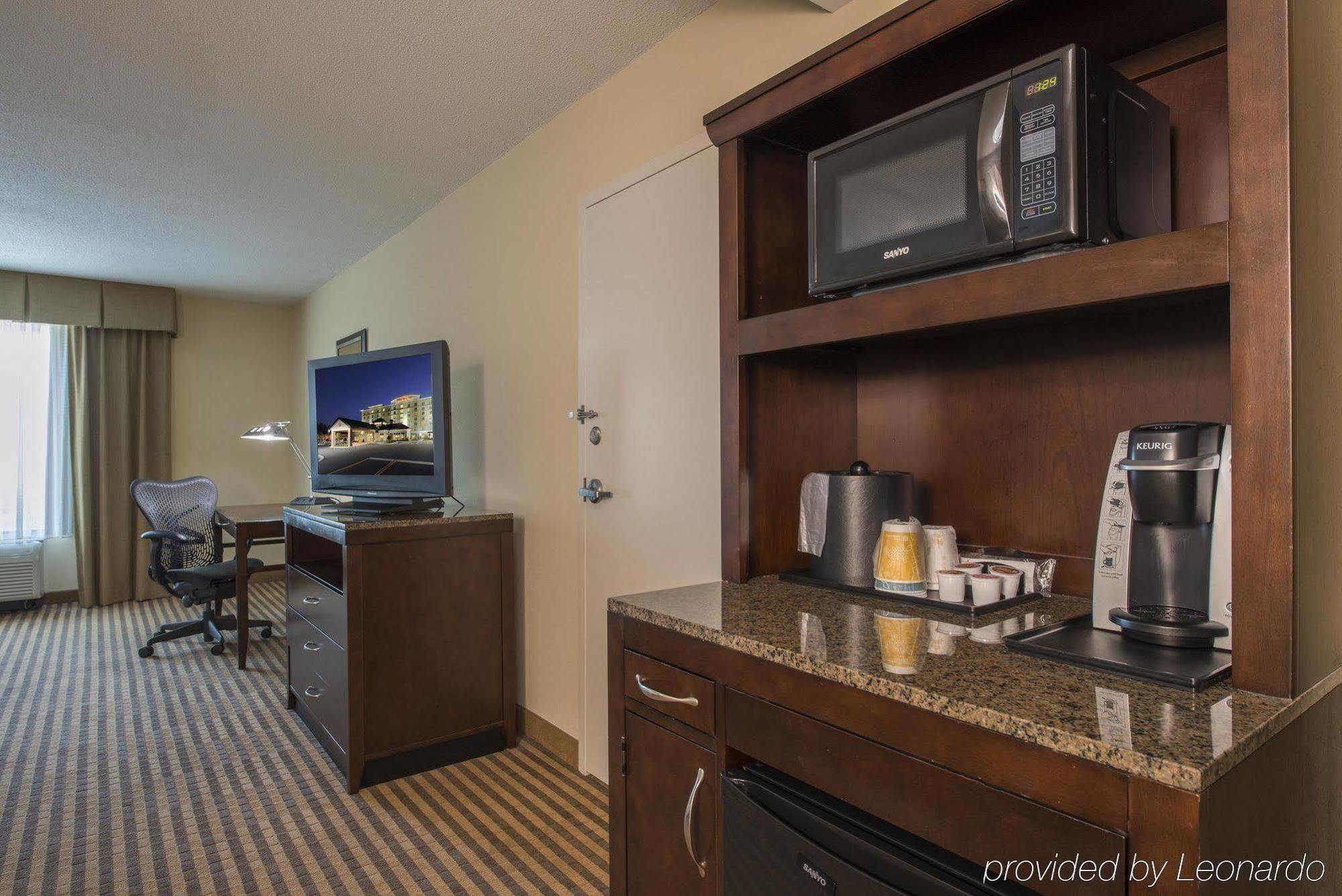 Hilton Garden Inn Atlanta Airport North College Park Exterior foto